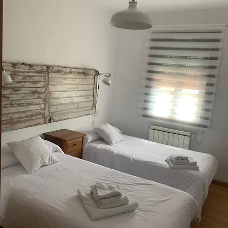 Guest house A Cochera Ferrol