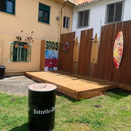 A Cochera Πανσιόν Φερόλ