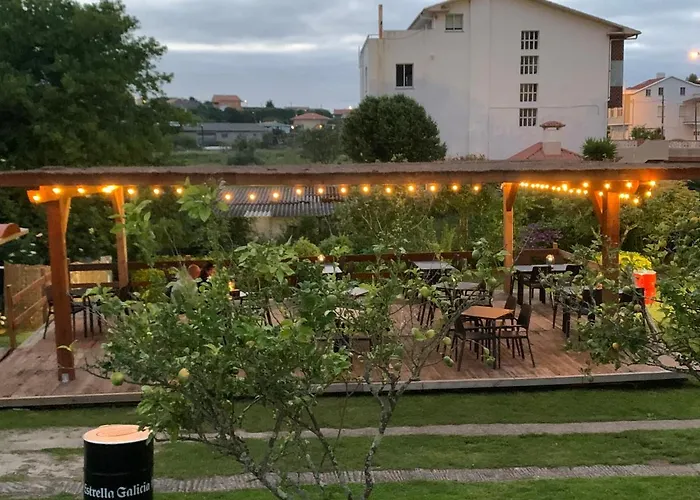 A Cochera Πανσιόν Φερόλ